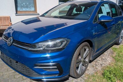 VW Golf 89.999 km 22.599 &euro; Hilchenbach 57271