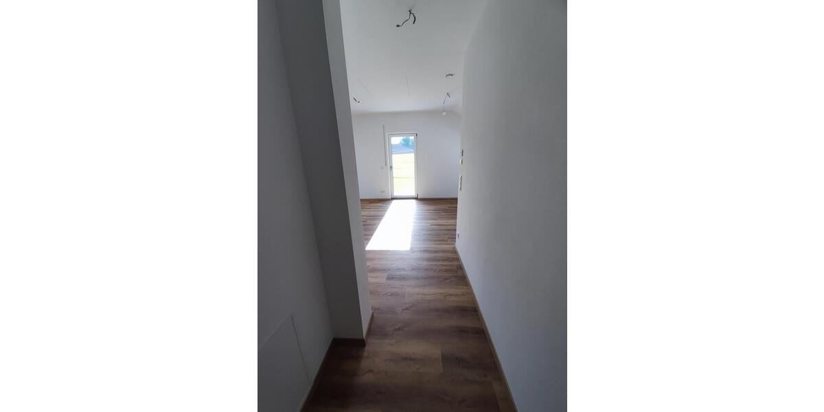 Dachgeschoßwohnung Heldenstein - 2 Zimmer, 73 m&sup2;, 950&euro; | Angebot:26322276