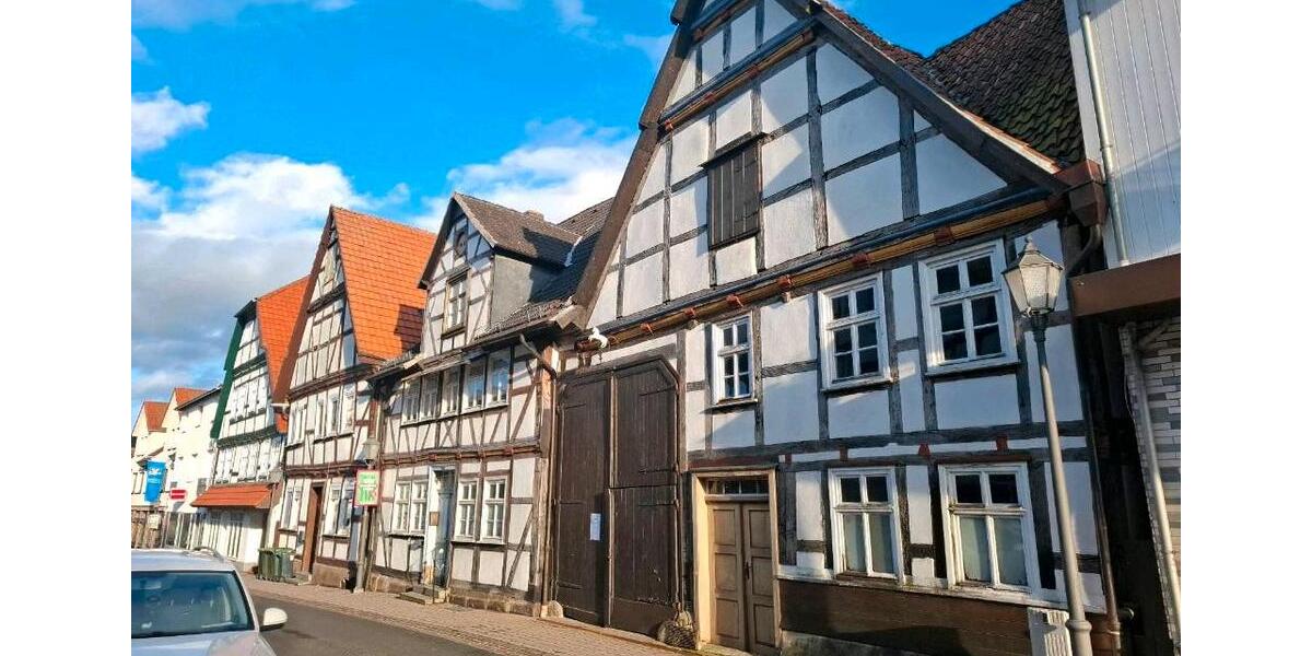Bauernhaus, Landhaus Zierenberg - 8 Zimmer, 150 m&sup2;, 130.000&euro; | Angebot:26393423