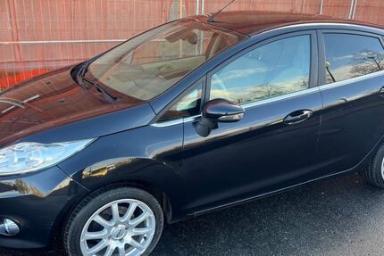 Ford Fiesta 175.000 km 3.499 € Berlin 12057