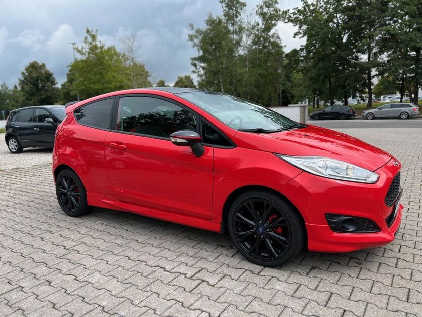 Ford Fiesta 149.400 km 5.650 € Waldkraiburg 84478