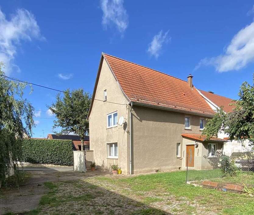 Haus zum Kaufen in Amt Wachsenburg 175.000 € 140 m²