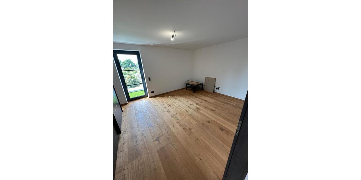 Bungalow Krefeld Benrad - 7 Zimmer, 260 m&sup2;, 1.390.000&euro; | Angebot:26589504