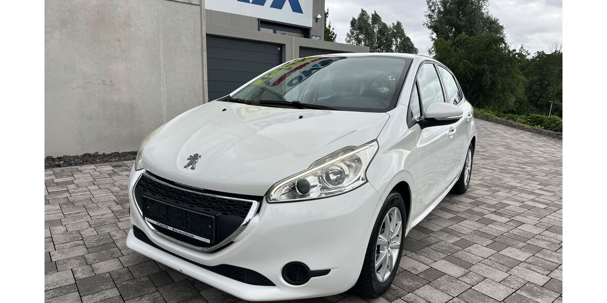 Peugeot 208 161.000 km 3.900 &euro; Backnang 71522