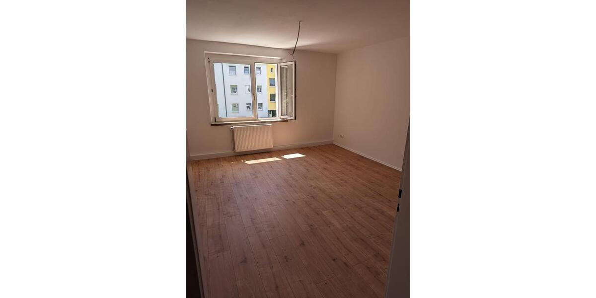 Etagenwohnung Seehausen (Altmark) - 3 Zimmer, 58 m&sup2;, 330&euro; | Angebot:26663792
