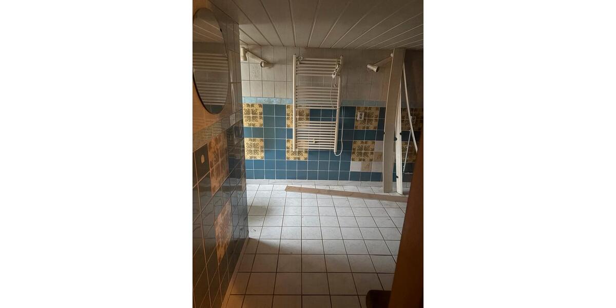 Einfamilienhaus Veilsdorf - 9 Zimmer, 200 m&sup2;, 45.000&euro; | Angebot:25273617