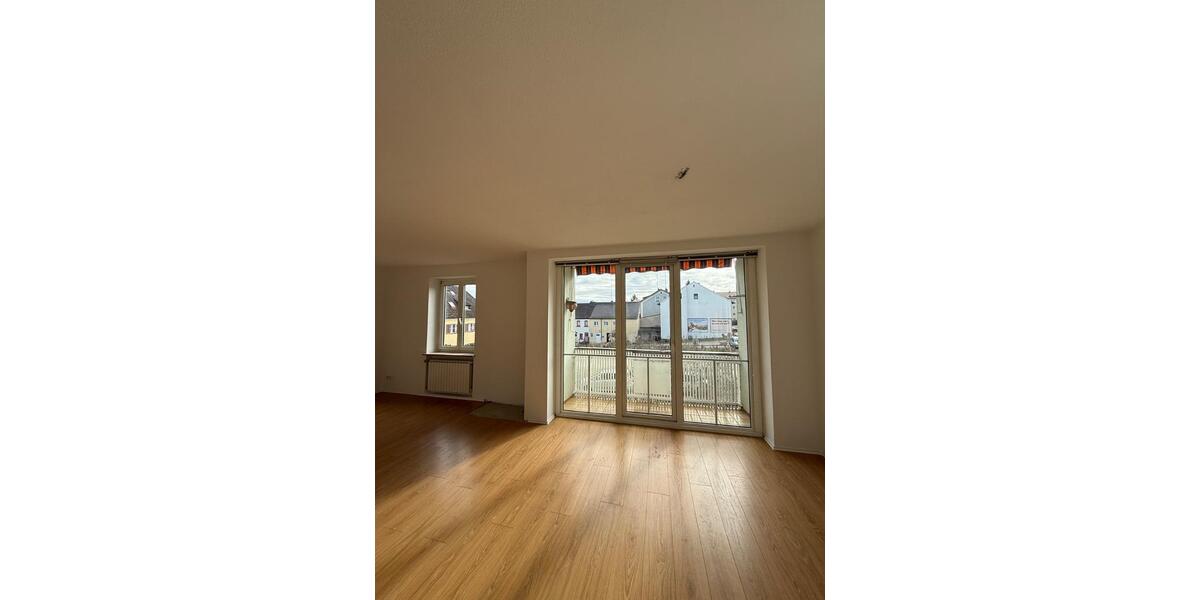 Etagenwohnung Treuchtlingen - 3 Zimmer, 92 m&sup2;, 828&euro; | Angebot:25480107