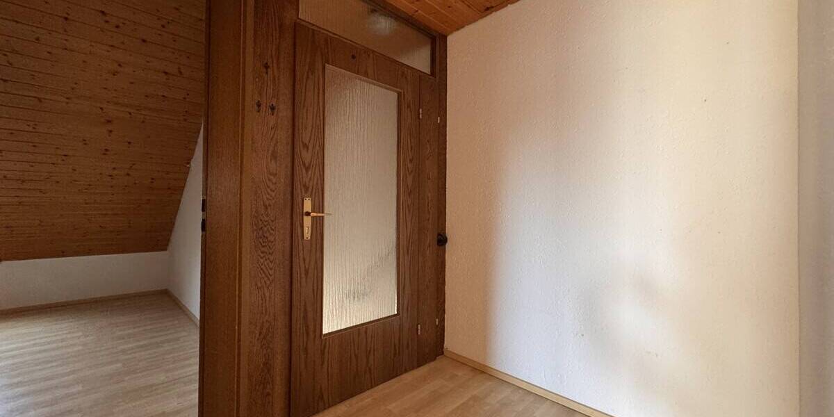 Etagenwohnung Crailsheim - 4 Zimmer, 93 m&sup2;, 800&euro; | Angebot:26694543