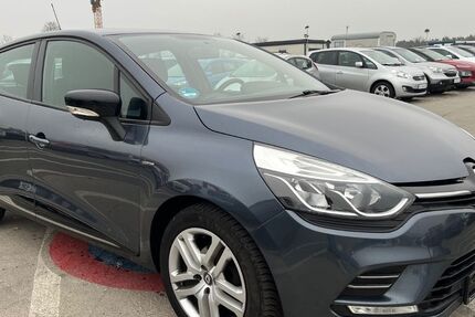 Renault Clio 189.250 km 4.699 &euro; Mittenwalde 15749