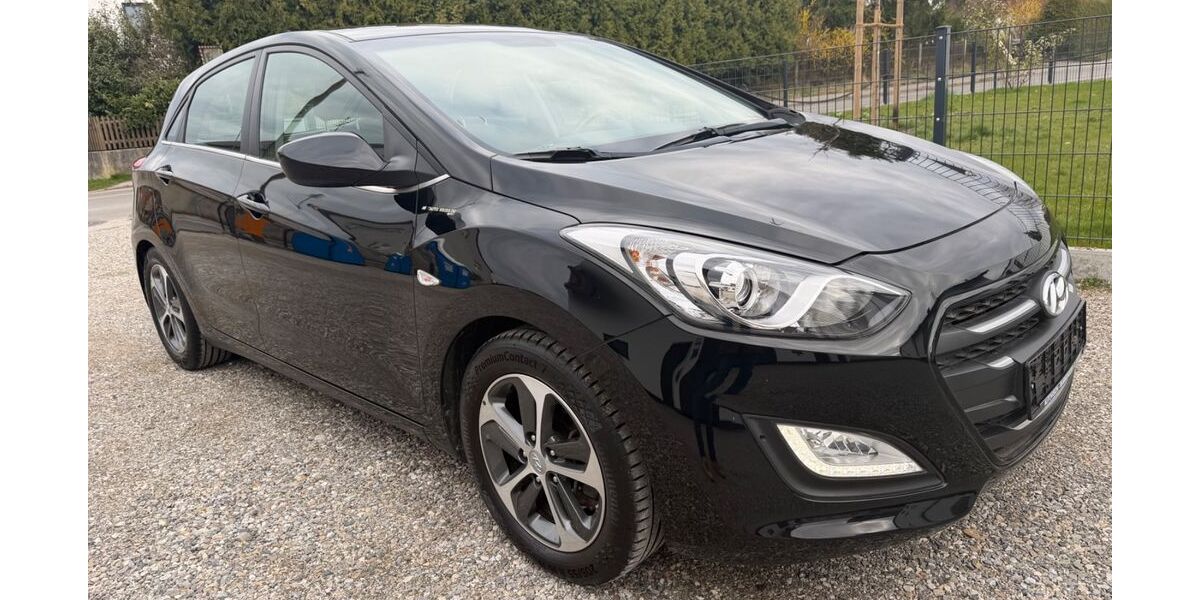 Hyundai i30 115.000 km 10.890 &euro; Mammendorf 82291