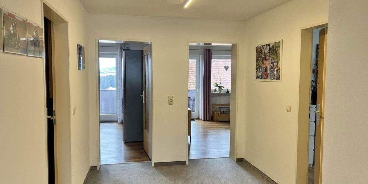 Etagenwohnung Sulzberg - 5 Zimmer, 123 m&sup2;, 385.000&euro; | Angebot:25821591