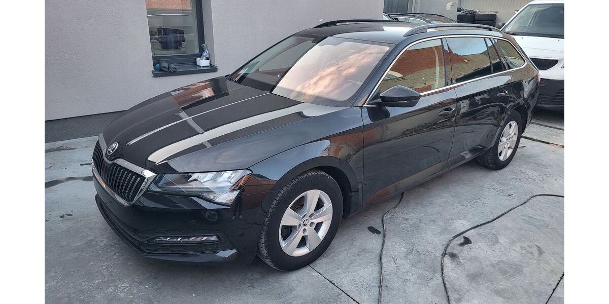 Skoda Superb 94.707 km 8.600 &euro; Mayen 56727
