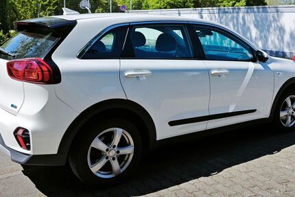 Kia Niro 65.000 km 17.500 &euro; Aschaffenburg 63741