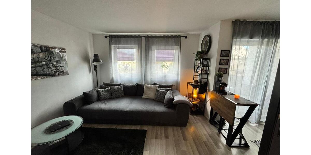 Eigentumswohnung mit Tiefgaragenstellplatz in Troisdorf-Hütte 2 zimmer