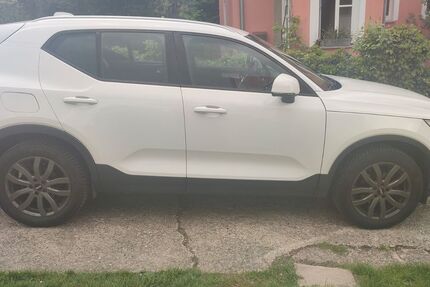 Volvo XC40 148.000 km 17.350 &euro; Seßlach 96145