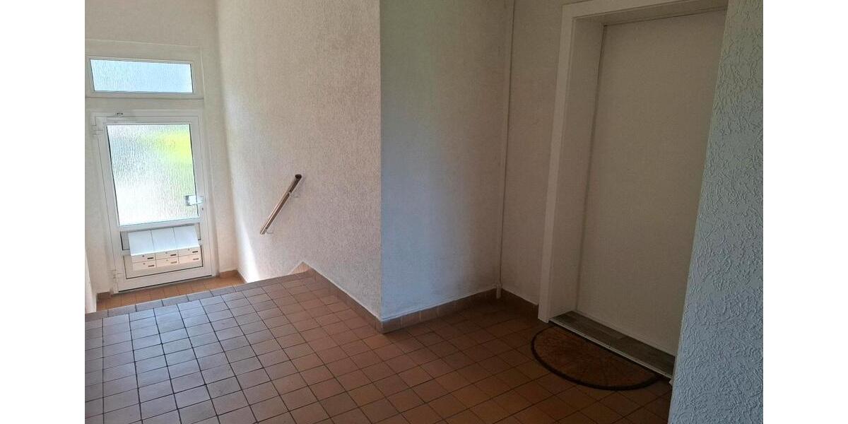 Erdgeschoßwohnung Bitterfeld-Wolfen Wolfen - 2 Zimmer, 69 m&sup2;, 66.000&euro; | Angebot:27642394