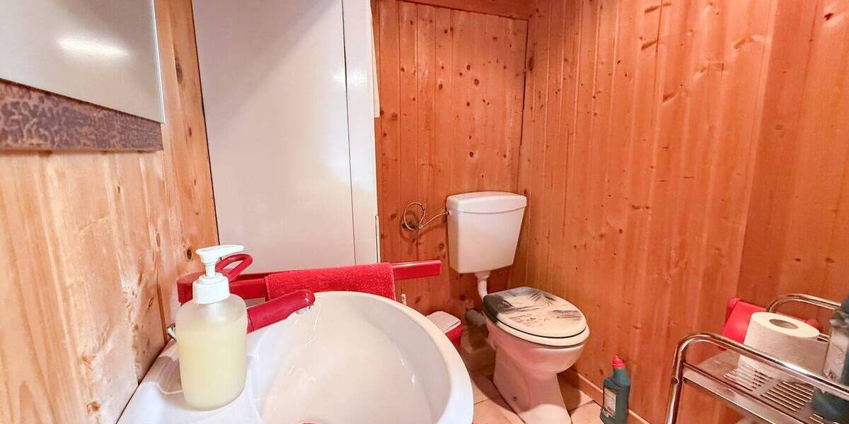 Mehrfamilienhaus, Wohnhaus Hennef (Sieg) Hennef - 6 Zimmer, 170 m&sup2;, 375.000&euro; | Angebot:26657322