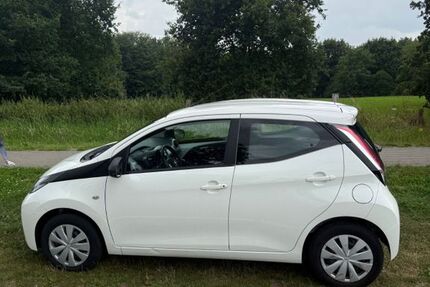 Toyota Aygo (X) 119.500 km 6.500 € Münster 48163