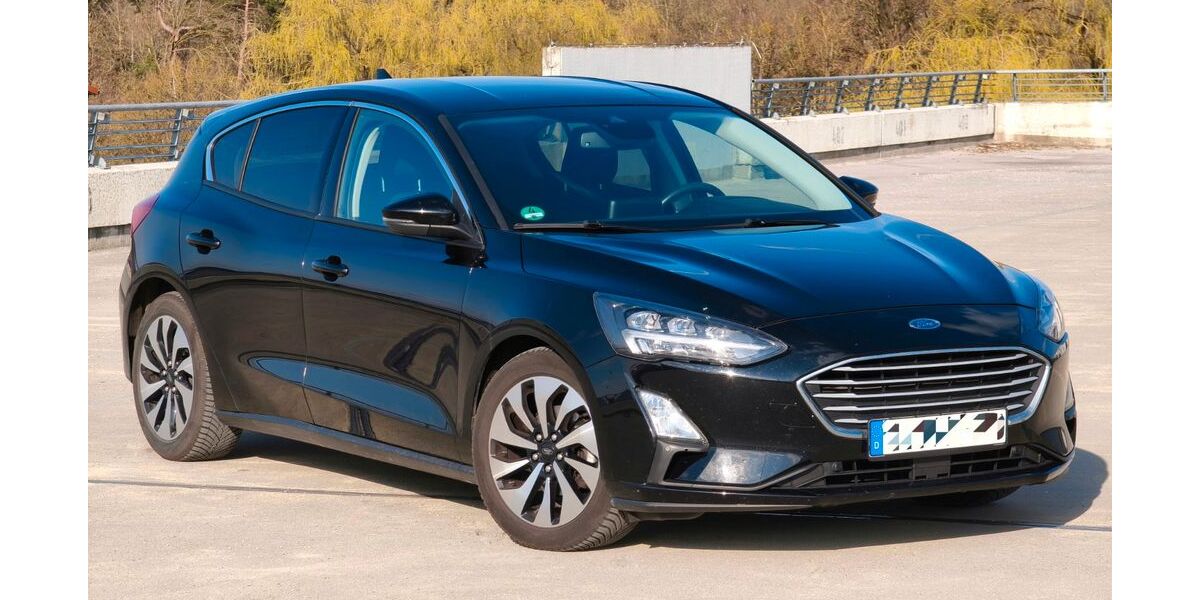 Ford Focus 101.000 km 10.400 &euro; Poing 85586
