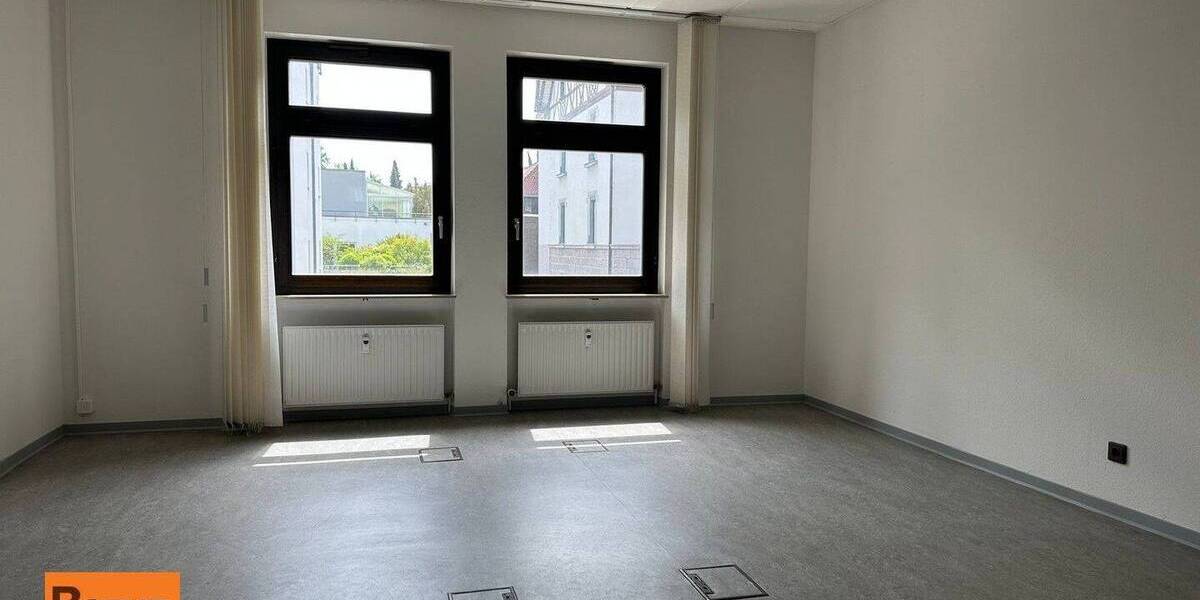 Gewerbeobjekt Villingen-Schwenningen Villingen - 8 Zimmer, 286 m&sup2;, 2.300&euro; | Angebot:25771332