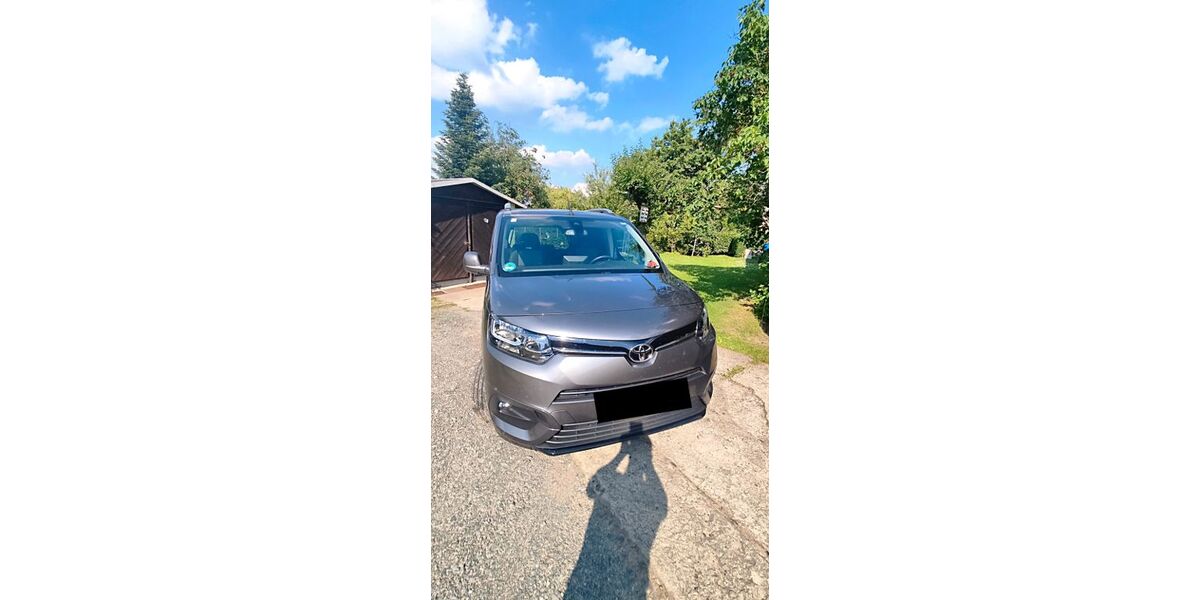 Toyota Proace City 77.000 km 22.900 &euro; Königstein 01824