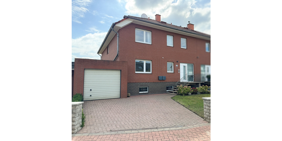 Charmante Mehrfamilien-Doppelhaushälfte mit Keller | Saniert 7 zimmer