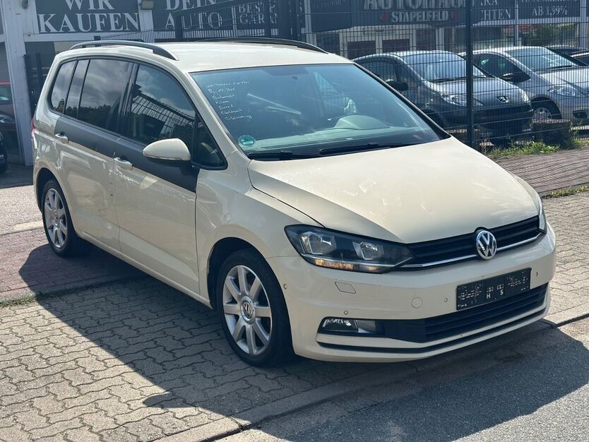 VW Touran 396.000 km 4.900 € Stapelfeld bei Hamburg 22145