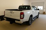 Mitsubishi L200 2.2 4x4 DI-D Aut. Leder Ahk. Dk 84.050 km 27.900 &euro; Berlin 10247