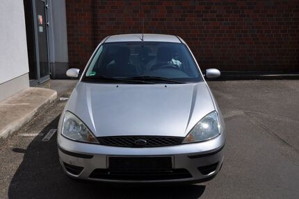Ford Focus 201.897 km 999 &euro; Düsseldorf 40476