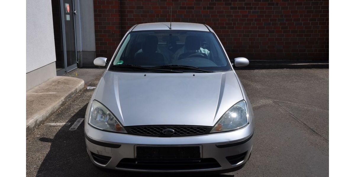 Ford Focus 201.897 km 999 &euro; Düsseldorf 40476