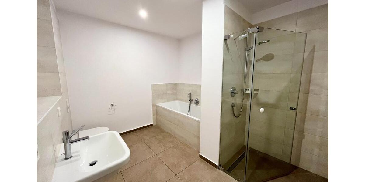Etagenwohnung Wildau - 3 Zimmer, 95 m&sup2;, 1.330&euro; | Angebot:26649670