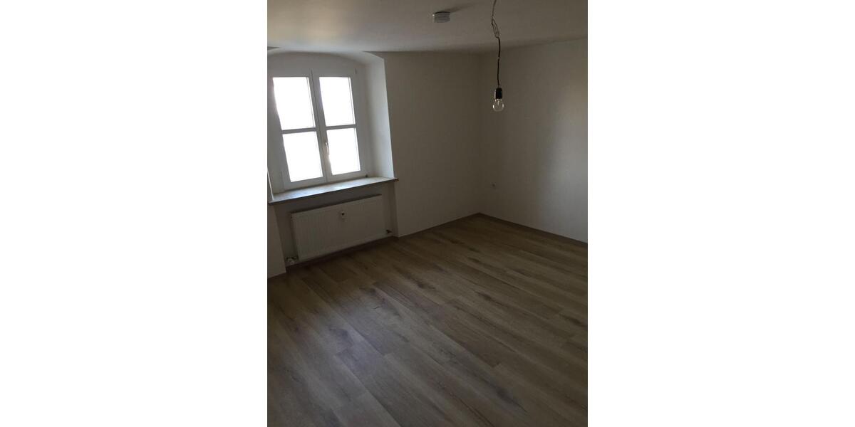 Etagenwohnung Sulzbach-Rosenberg Rosenberg - 2 Zimmer, 53 m&sup2;, 500&euro; | Angebot:26693070