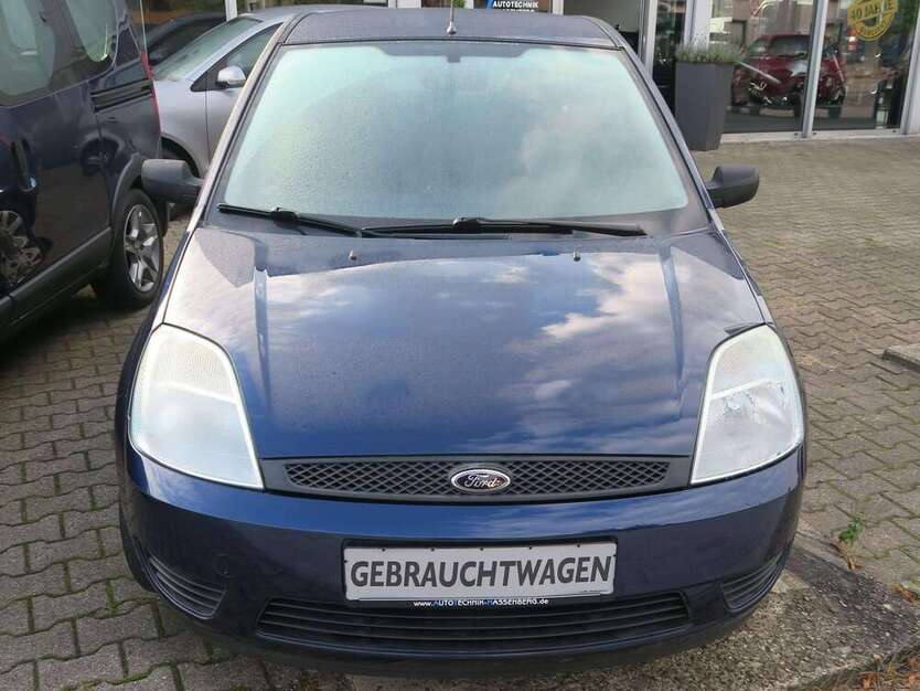 Ford Fiesta 88.000 km 2.600 € Oberhausen 46147