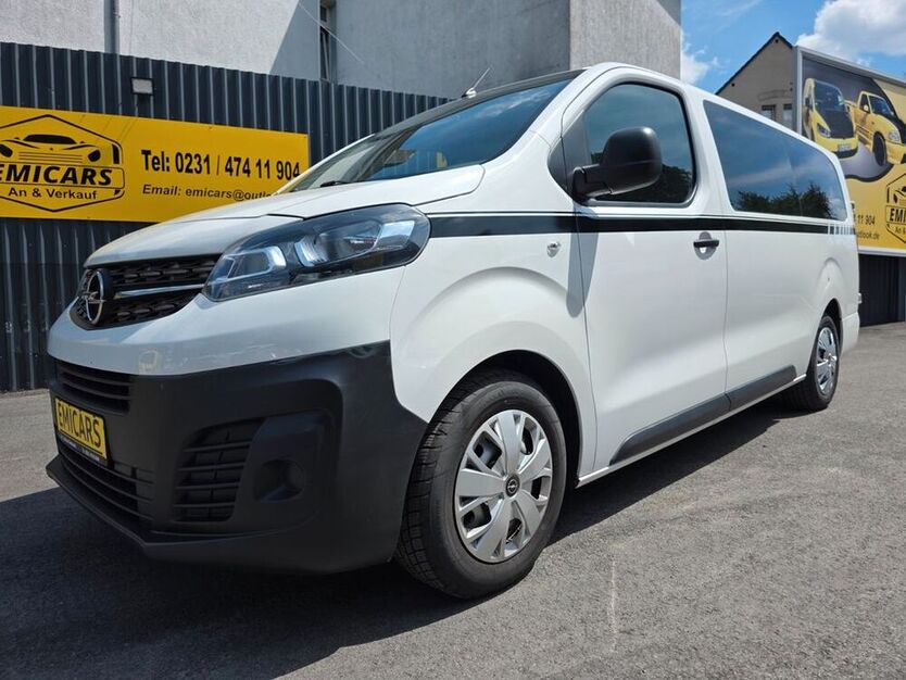 Zafira Life