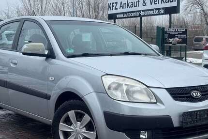 Kia Rio 277.000 km 950 &euro; Magdeburg 39118