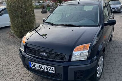 Ford Fusion 113.000 km 2.600 &euro; Bargteheide 22941