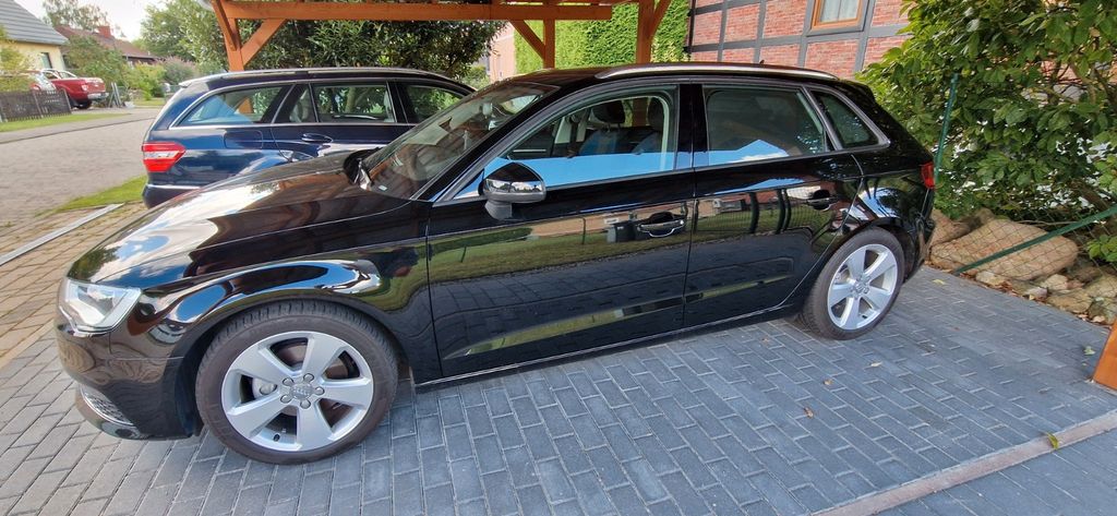 Audi A3 64.410 km 16.700 &euro; Oberkrämer 16727