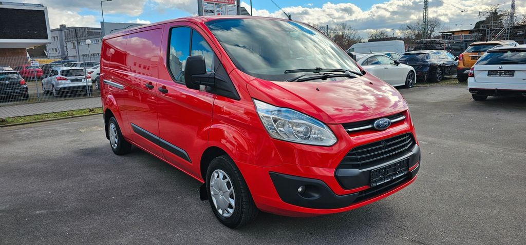 Ford Transit Custom 213.000 km 7.900 &euro; Neuss 41469
