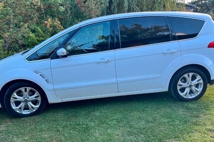 Ford S-Max 122.000 km 9.400 &euro; Heringen 36266