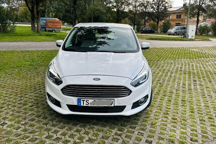 Ford S-Max 125.000 km 18.800 &euro; Traunstein 83278