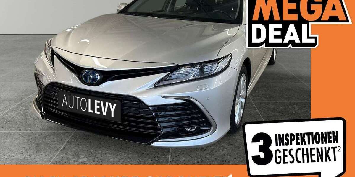 Toyota Camry 98.653 km 28.470 &euro; Köln 50825