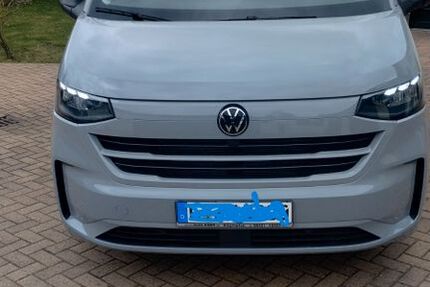 VW T7 Transporter 1.760 km 50.100 &euro; Rötha 04571