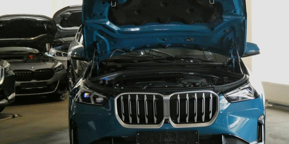 BMW X1 23d xDrive x-Line AHK,360°,HUD,Leder 38.900 km 36.590 &euro; Landshut 84030