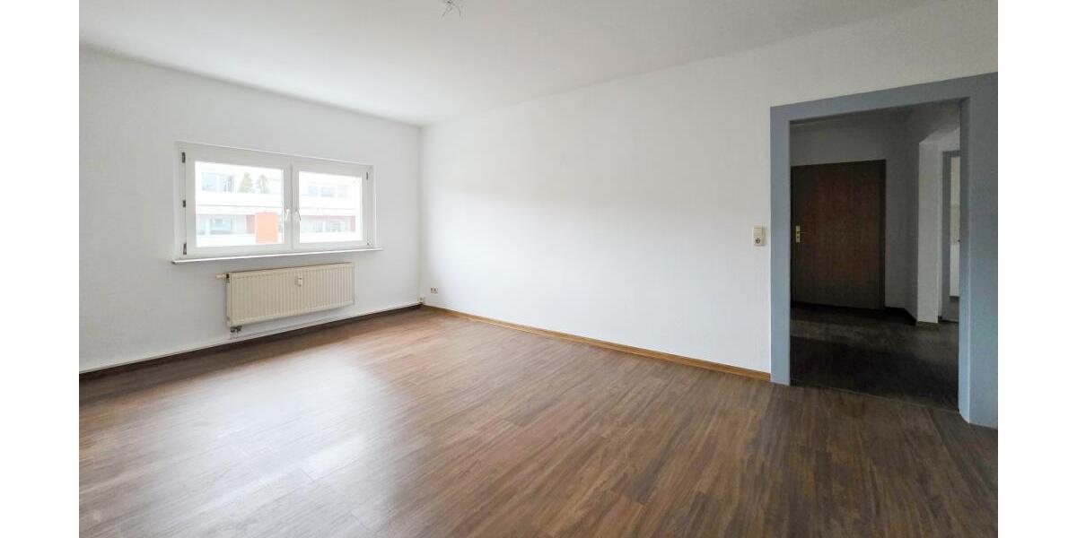 Schöne 3 Raum-Dachgeschoss Whg. mit Eckbadewanne - Dachgeschoßwohnung Gera Ostviertel | Angebot:26335591