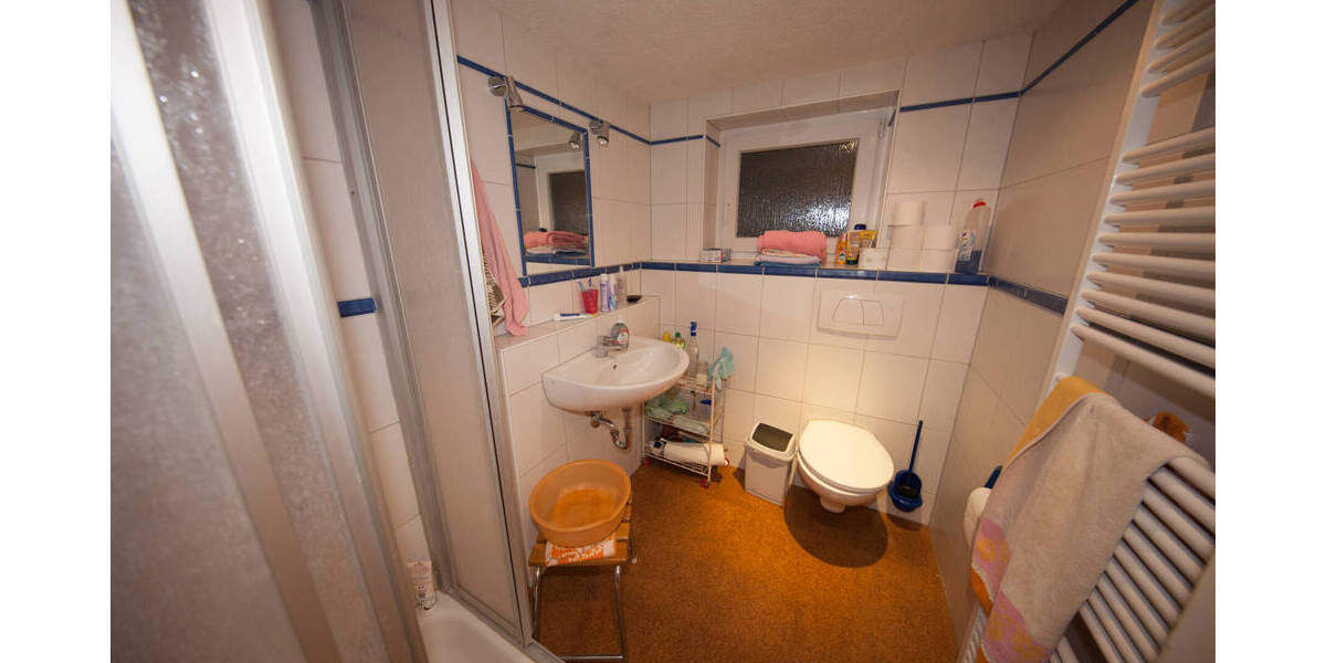 Mehrfamilienhaus, Wohnhaus Bad Rodach Heldritt - 9 Zimmer, 250 m&sup2;, 298.000&euro; | Angebot:25746296