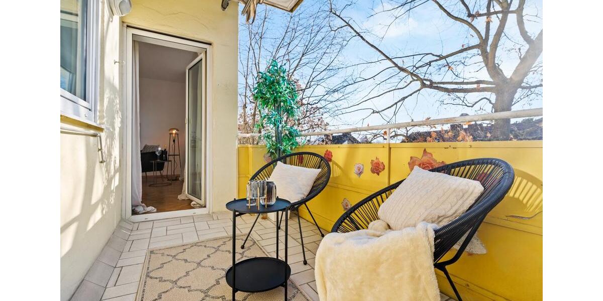 Dachgeschoßwohnung Dresden Leuben - 2 Zimmer, 72 m&sup2;, 255.000&euro; | Angebot:25480822