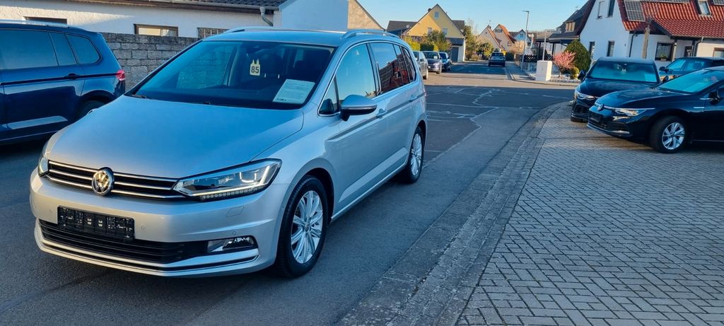 VW Touran 114.000 km 19.990 &euro; Stammheim 97509