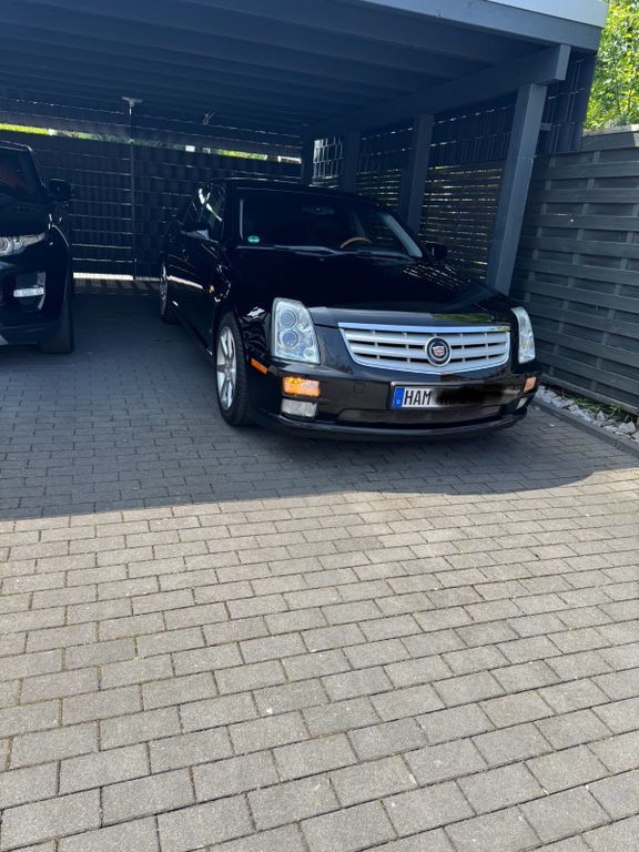 Cadillac STS 217.500 km 7.000 € Hamm 59075