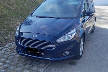 Ford S-Max 68.000 km 22.999 &euro; Velburg 92355