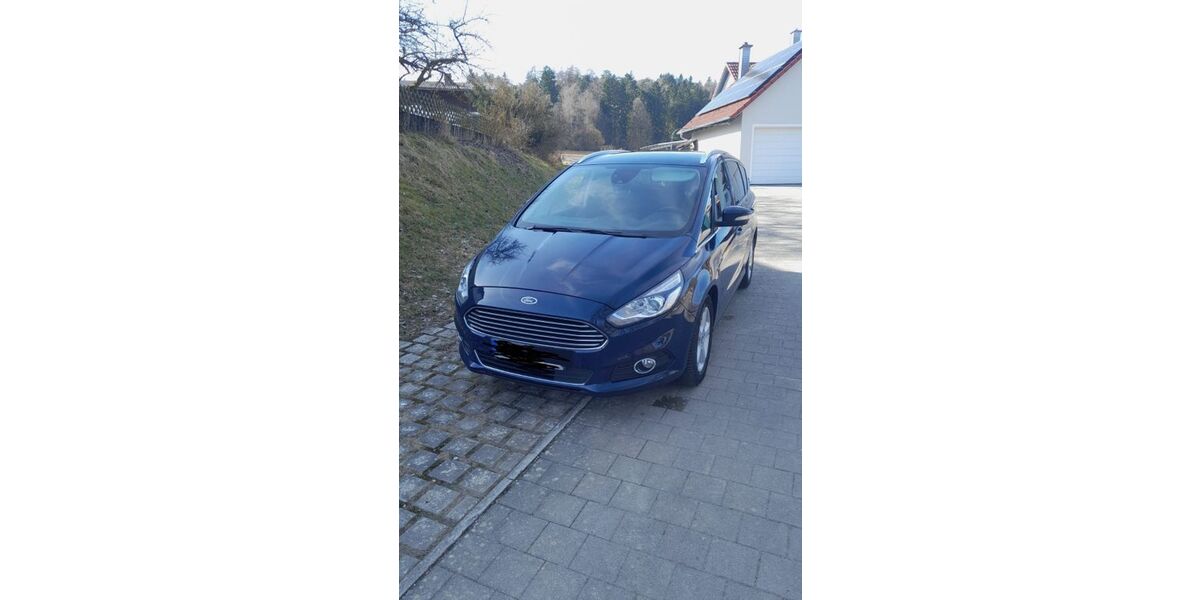Ford S-Max 68.000 km 22.999 &euro; Velburg 92355